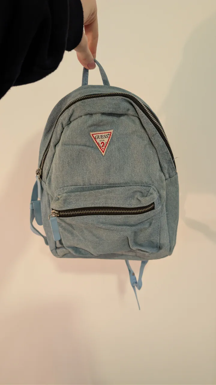 Mochila GUESS - imagen 1