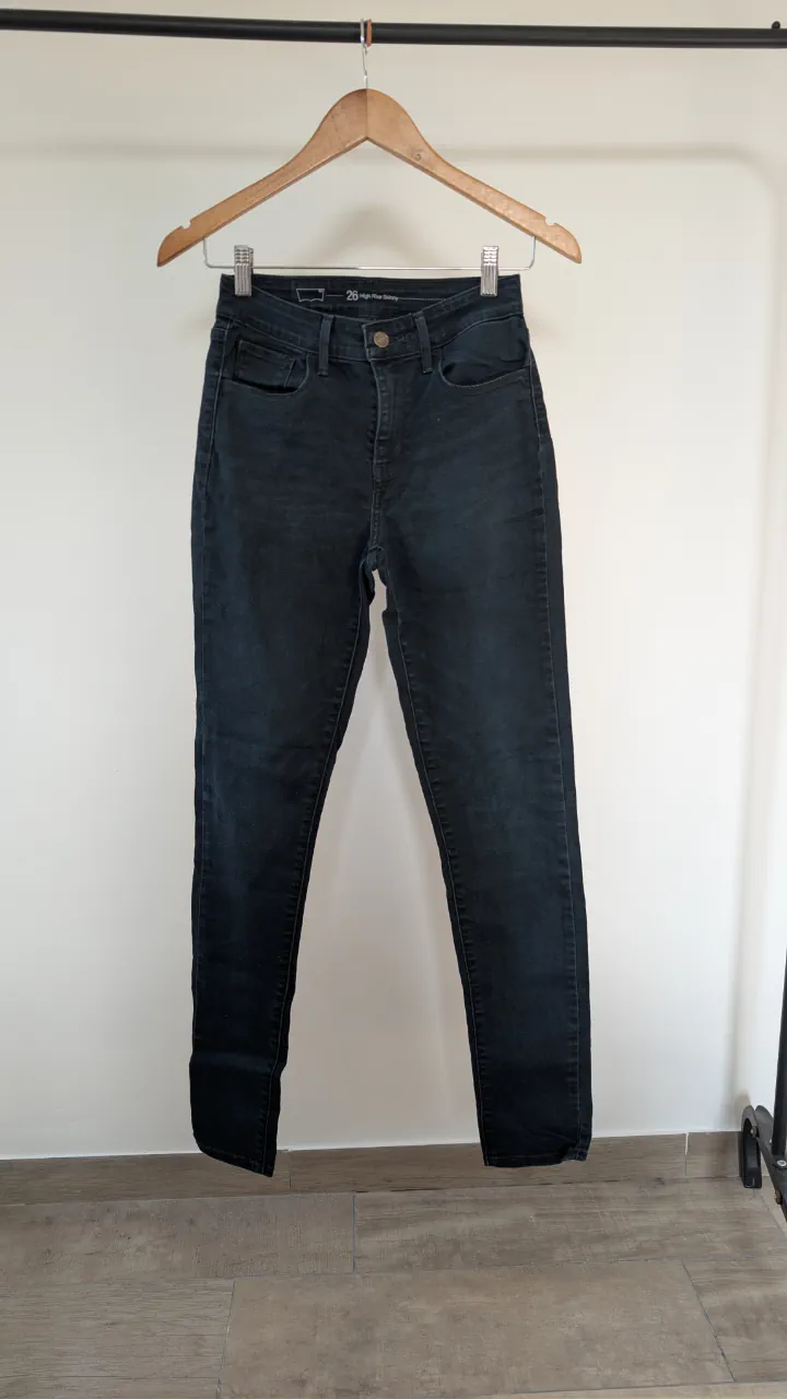 Jean Levi's - imagen 1