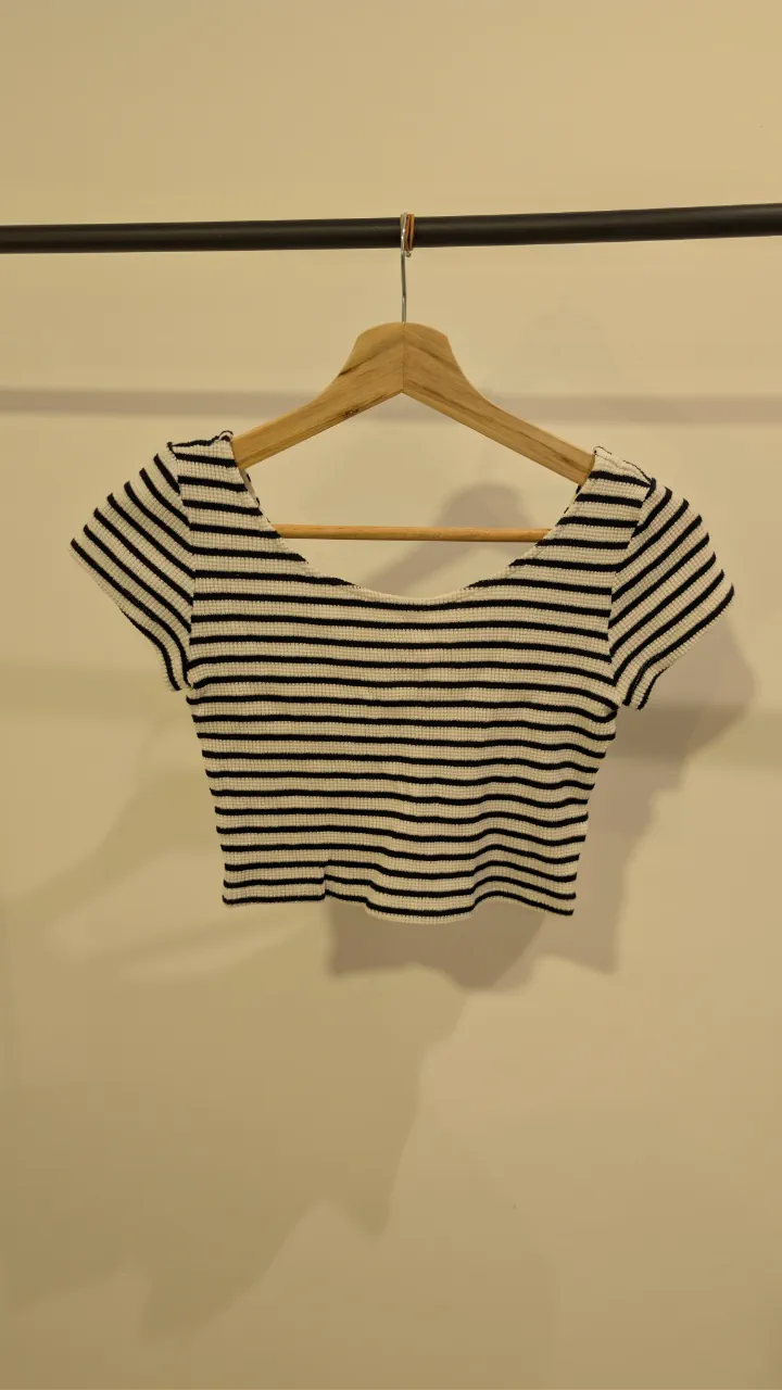 Remera H&M - imagen 1