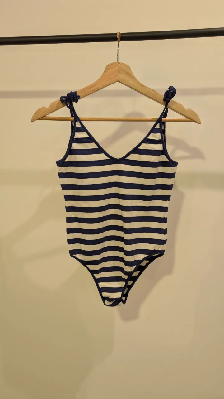 Body Ay Not Dead · Talle M