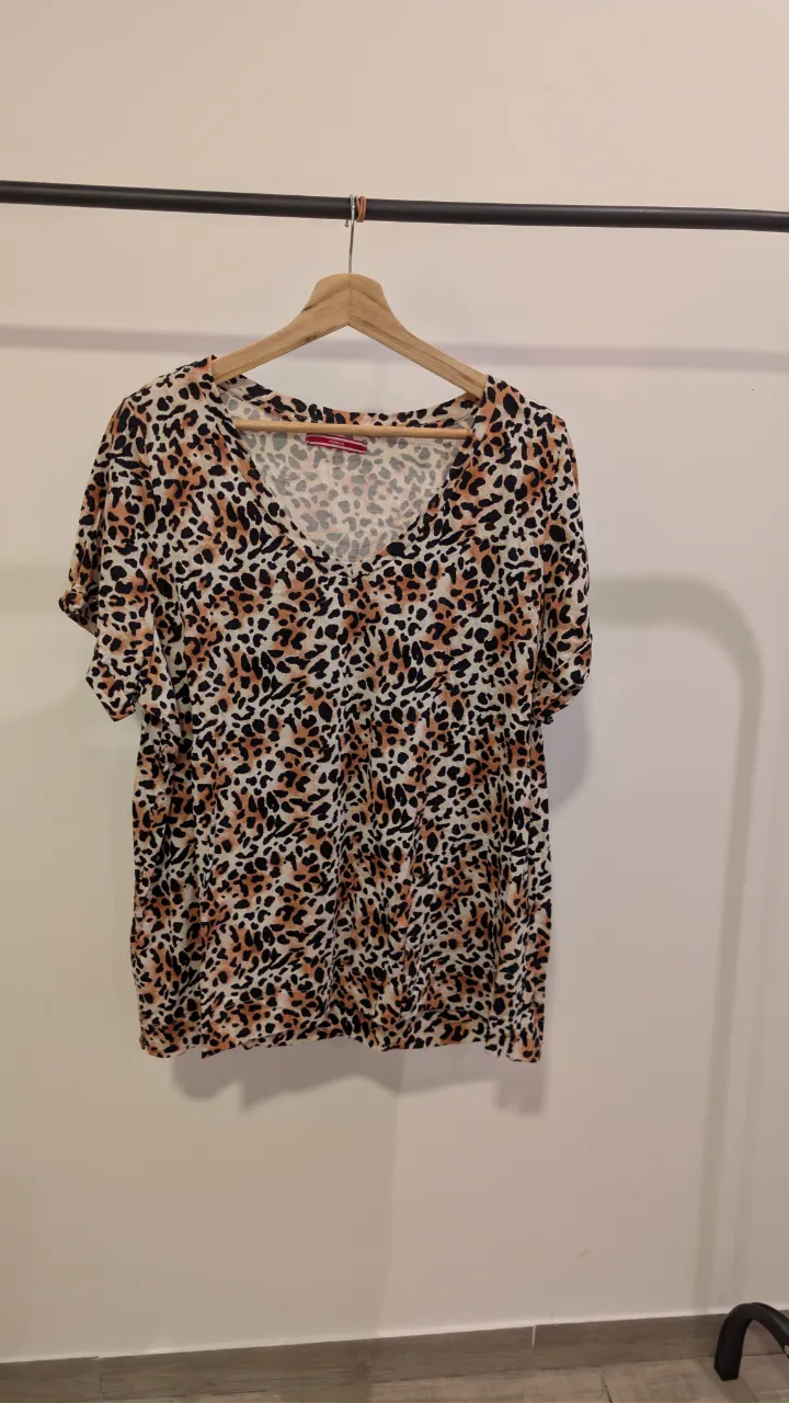 Remera Yagmour - imagen 1