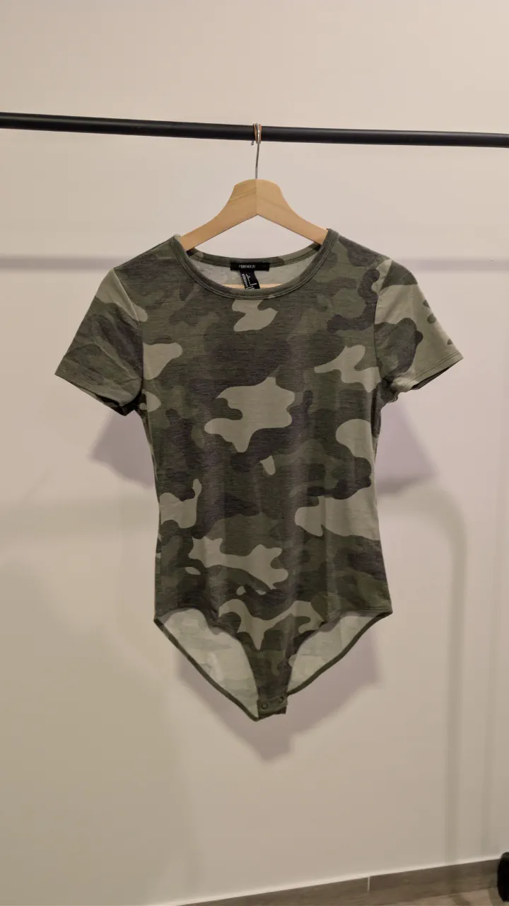 Body Forever 21 - imagen 1