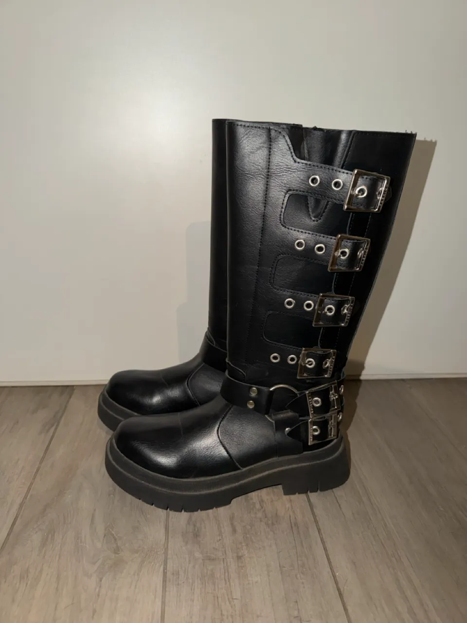 Becca shoes · Talle AR 37