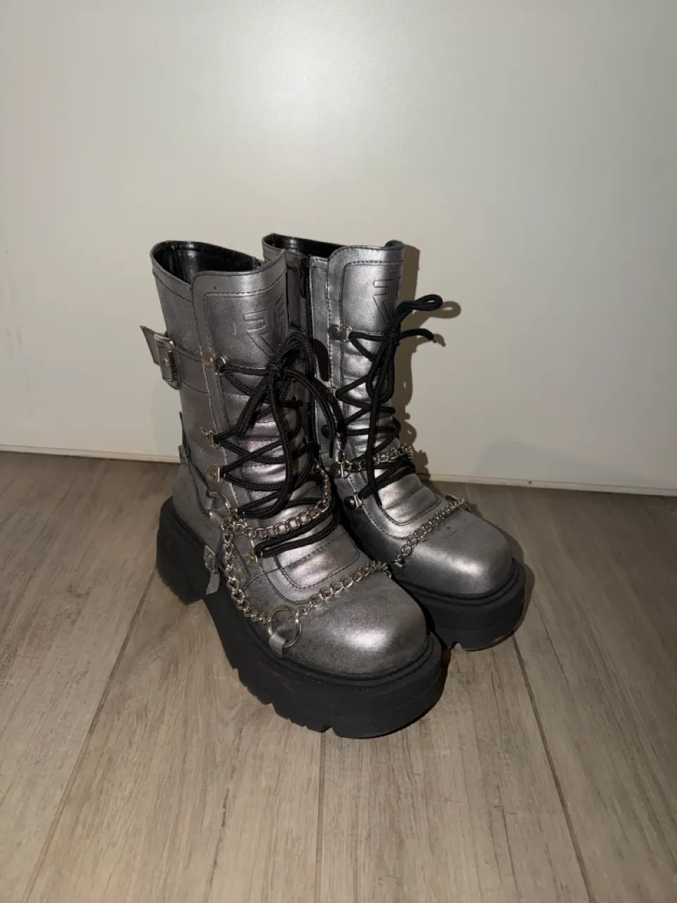 Ricky Sarkany · Talle AR 37