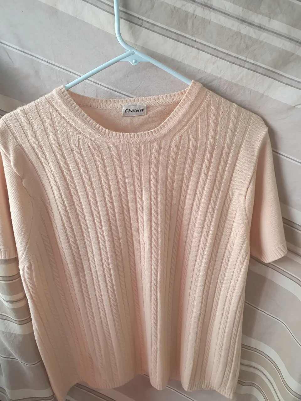 Remera Chatelet · Talle único