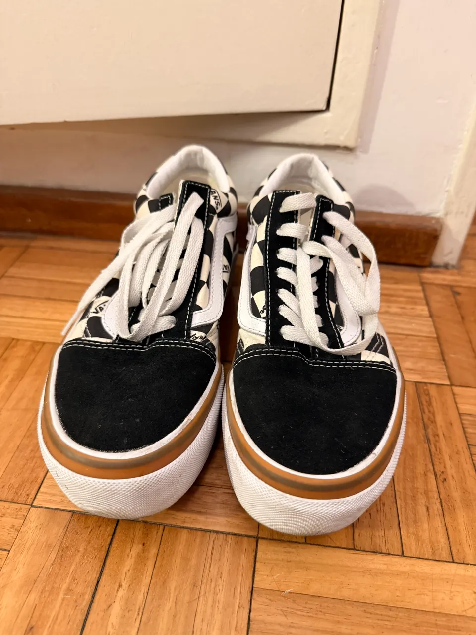 Vans · Talle AR 37