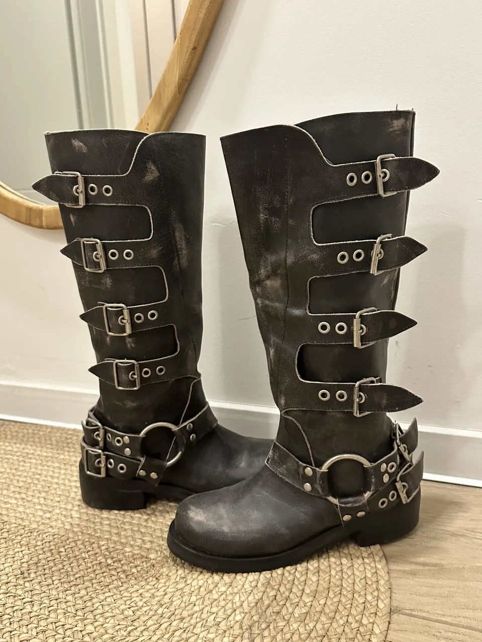 Botas A ≠ - imagen 1