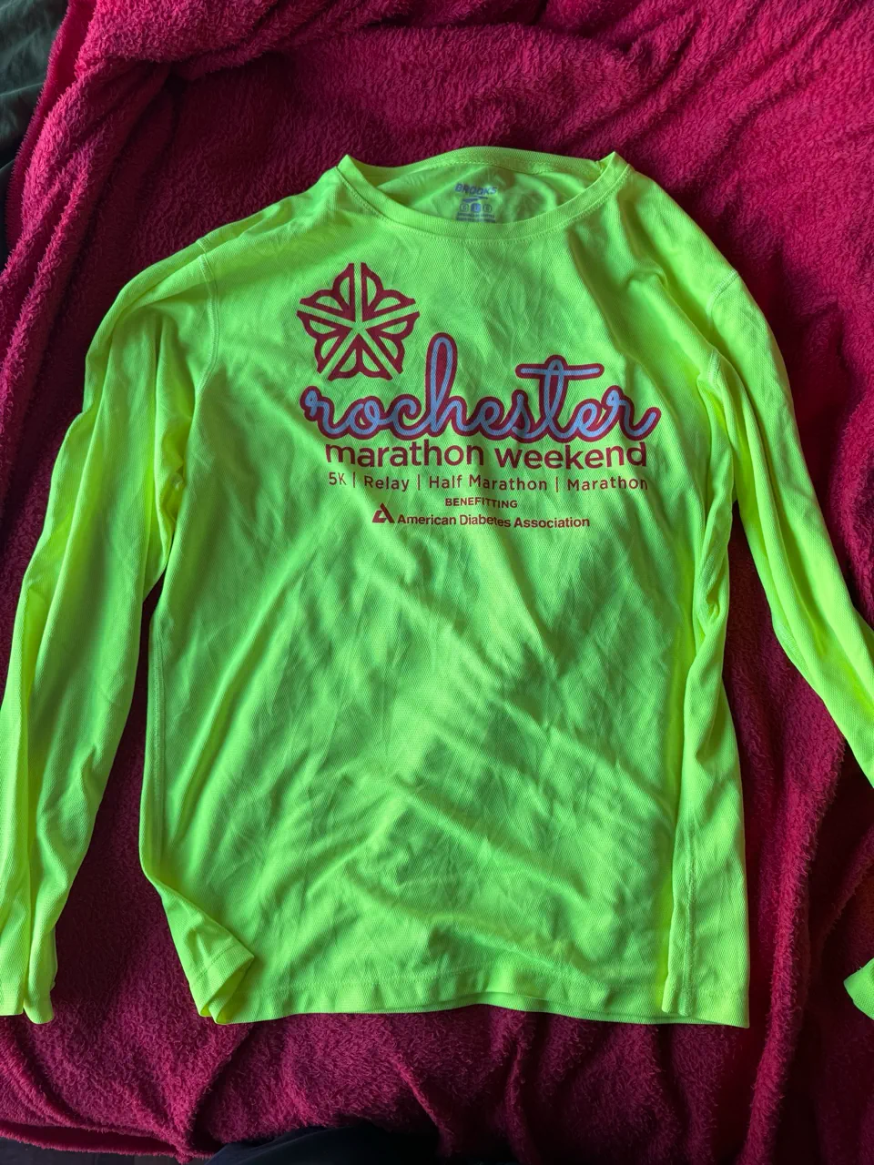 Brooks · Talle L
