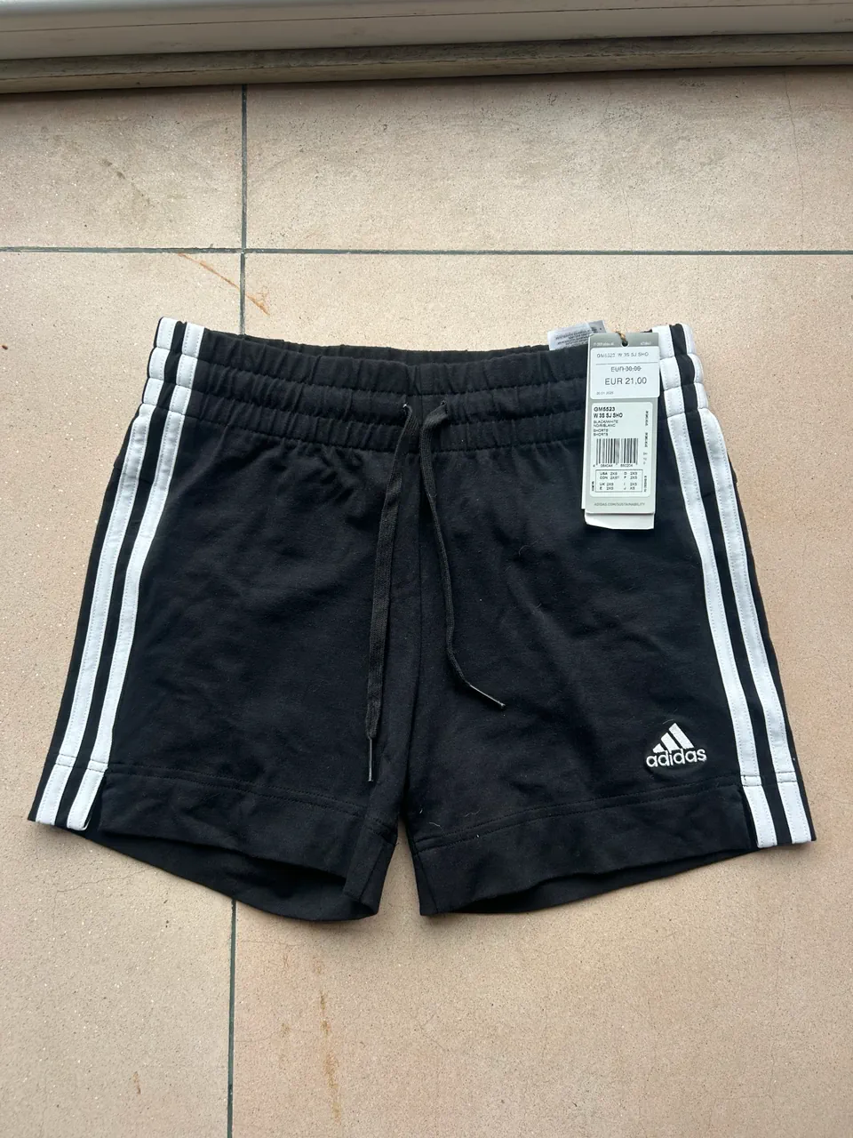 Short adidas - imagen 1