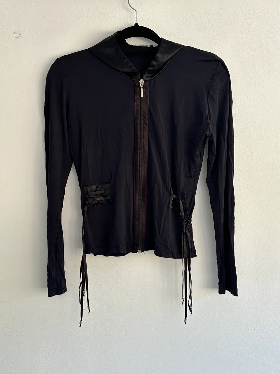 Remera Ossira · Talle M
