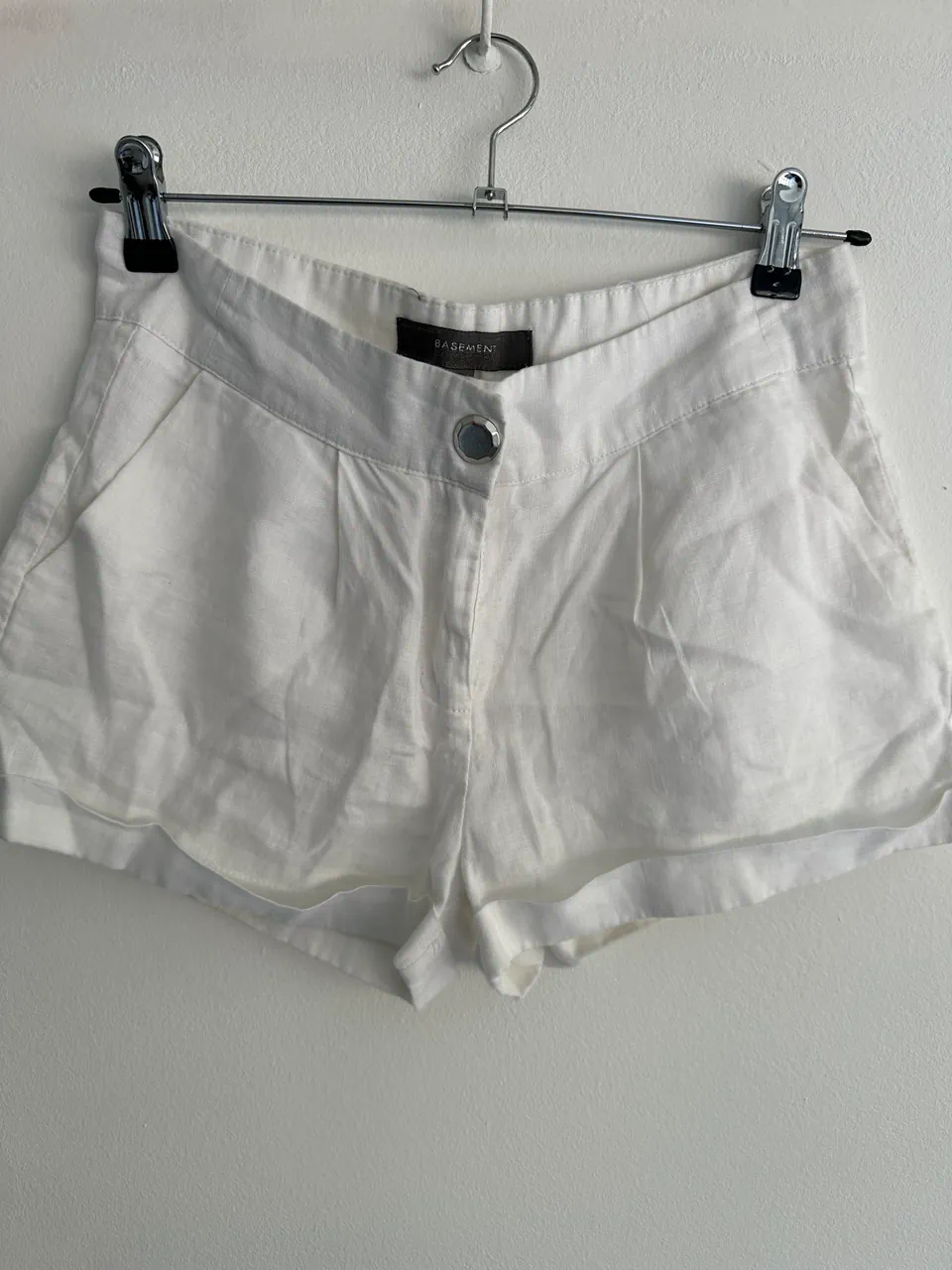 Short Basement - imagen 1