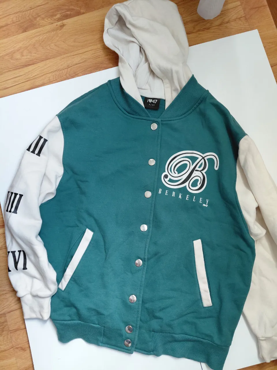 47 Street · Talle 2
