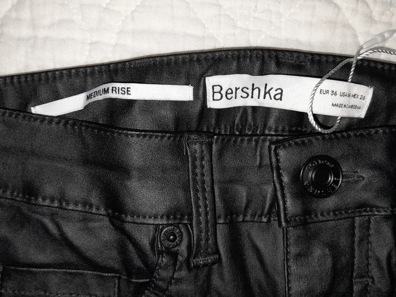 Bershka · Talle US 36