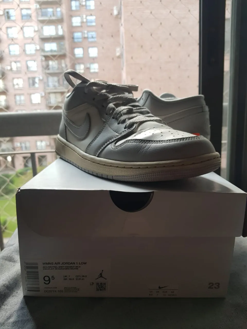 Zapatillas Jordan · Talle US 9.5