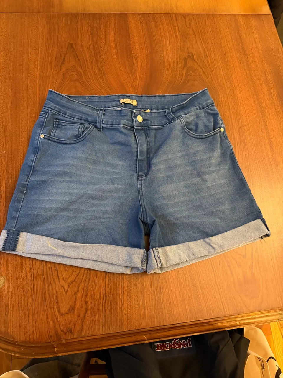 Short Shaple · Talle EU 50