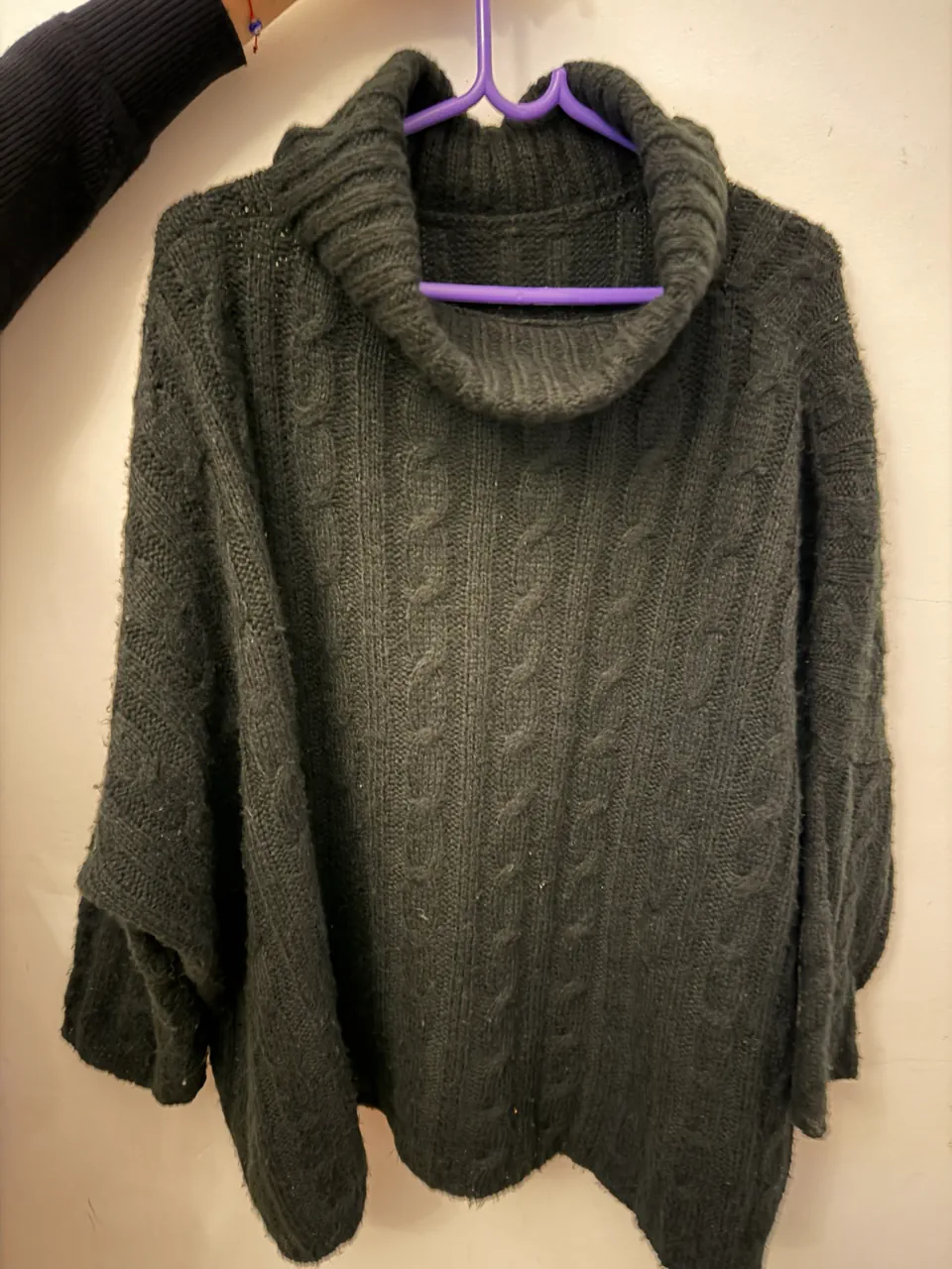 Polera Another - imagen 1