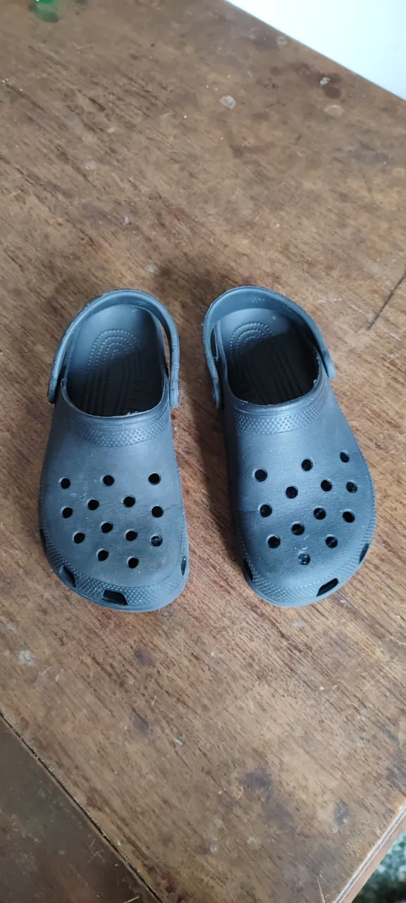Crocs · Talle AR 25