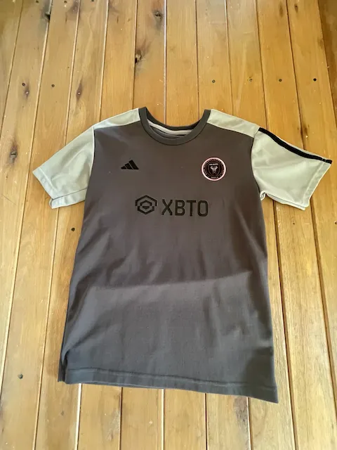 adidas · Talle S
