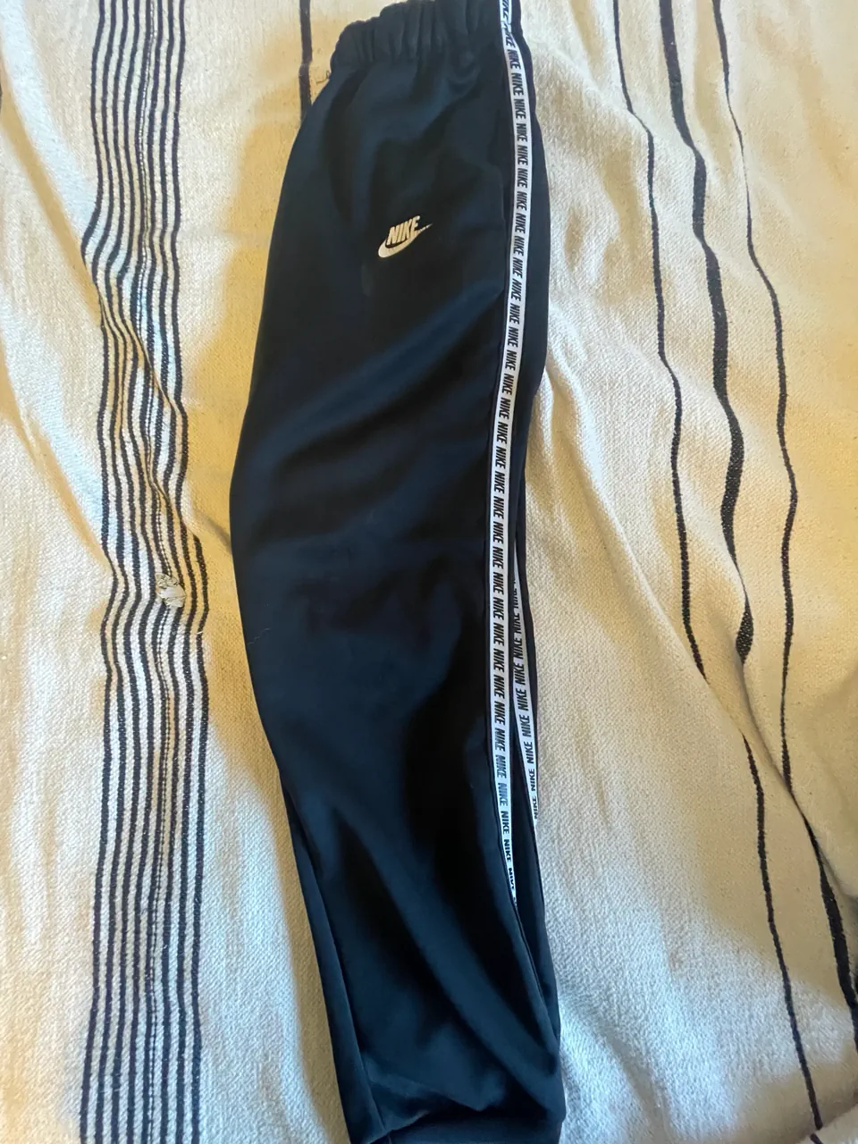 Pantalón Nike · Talle S