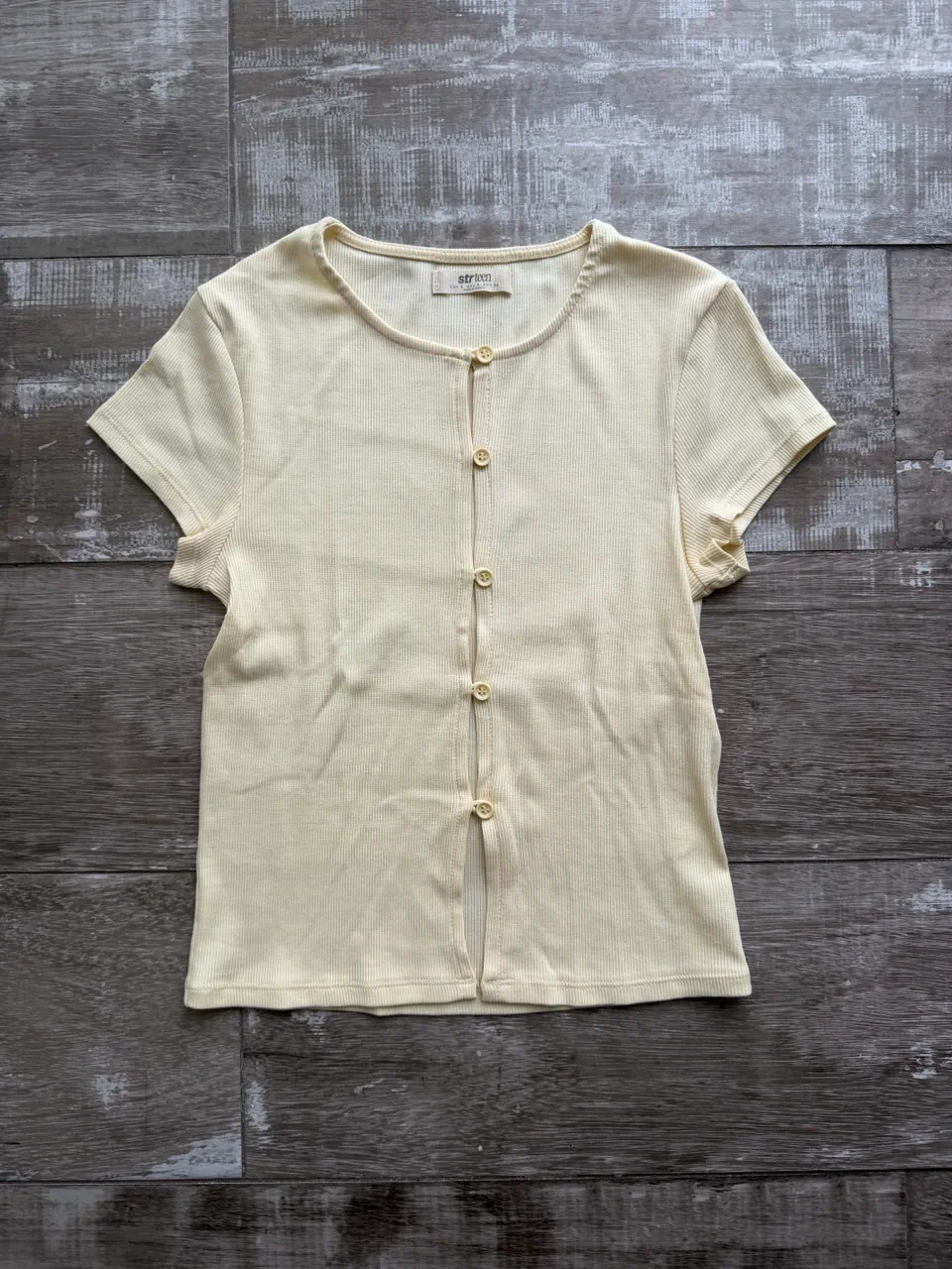 Remera Stradivarius · Talle S
