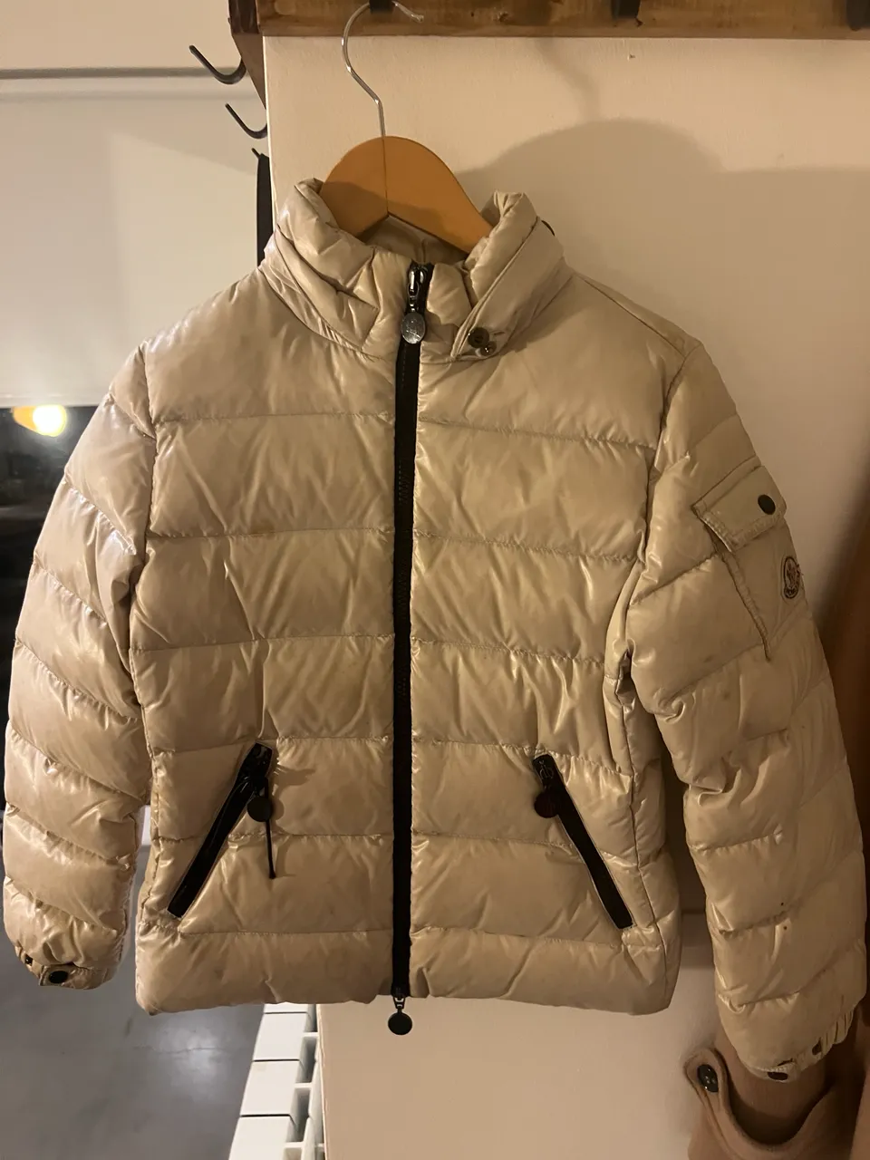 Campera de plumas Moncler · Talle 8 años / 128 cm