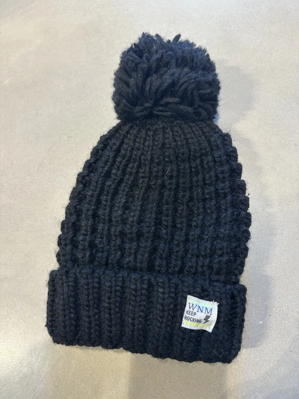 Gorra y gorro Wanama