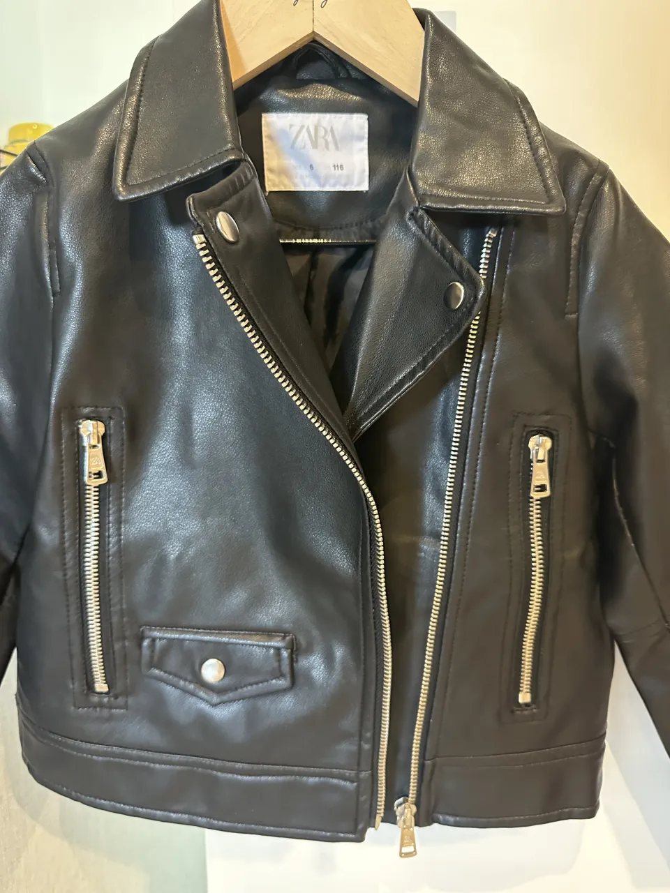 Campera bomber Zara · Talle 6 años / 116 cm