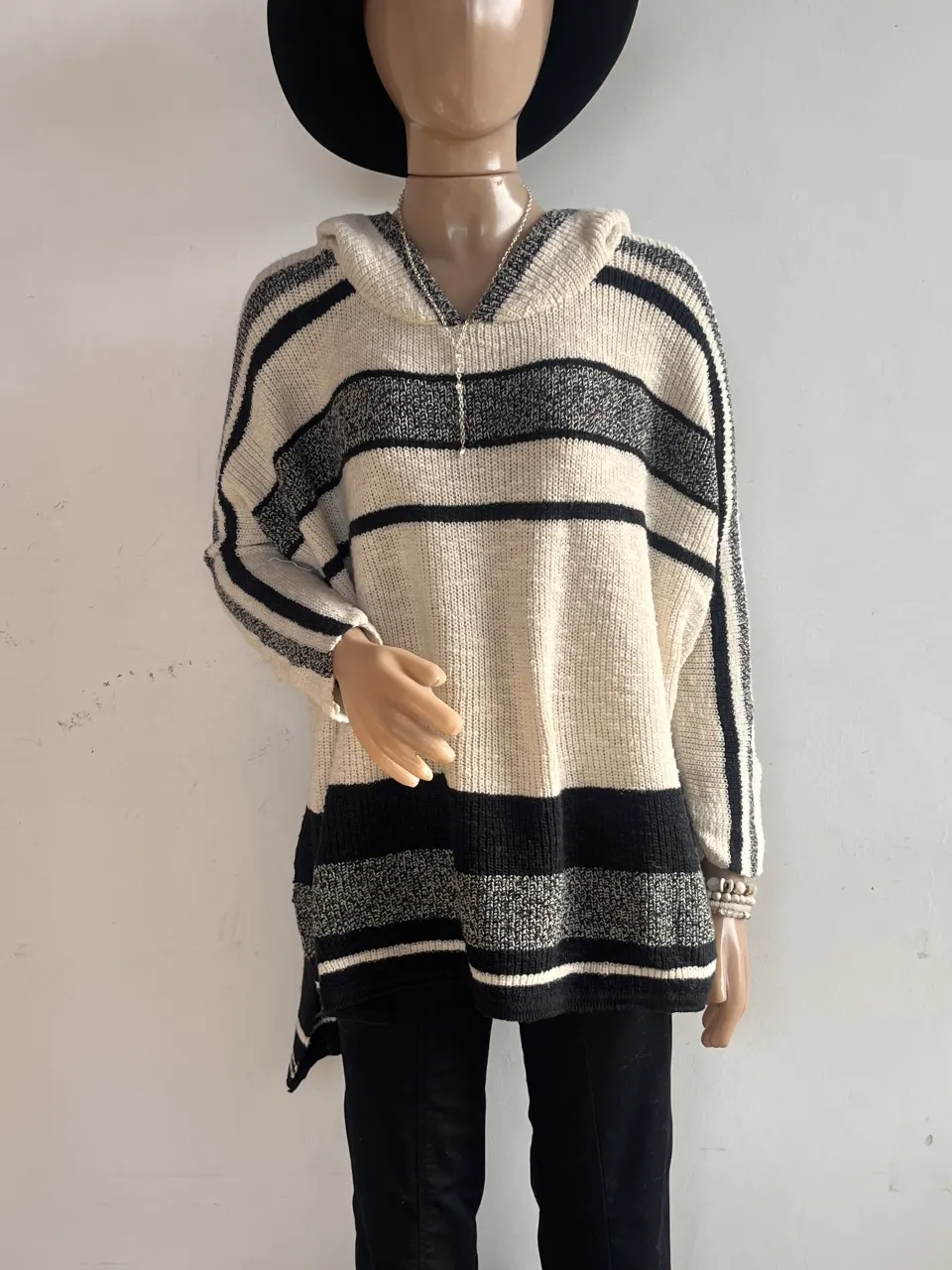 Sweater CHER. - imagen 1