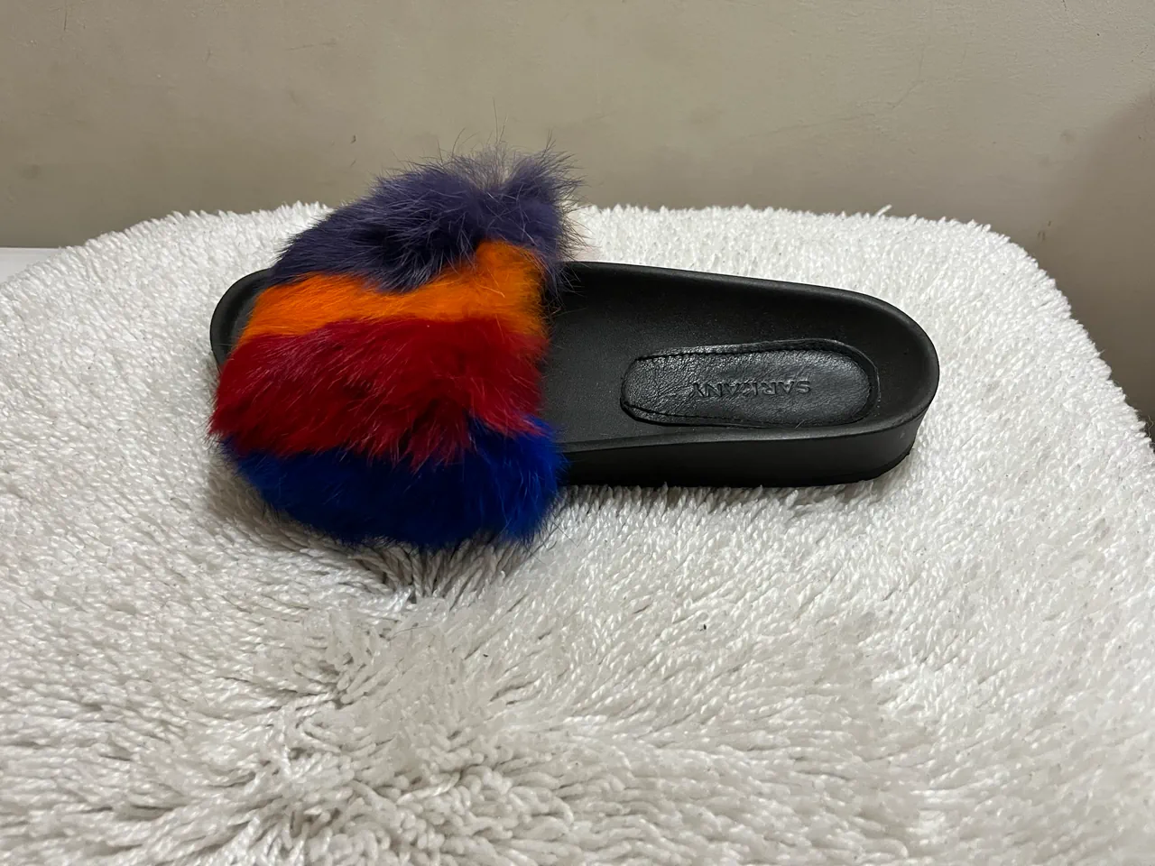 Ojotas Sarkany - imagen 3