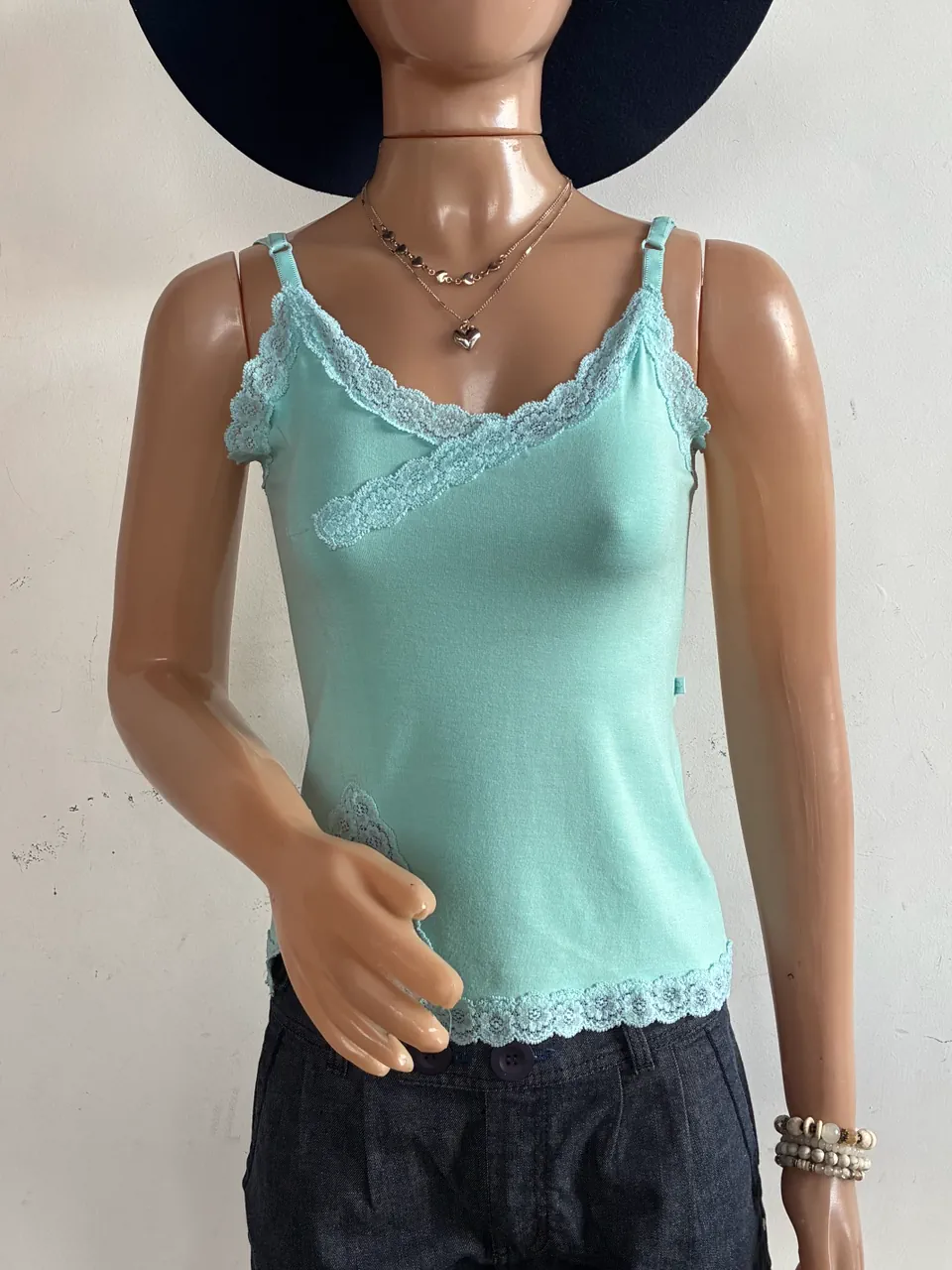 Musculosa Ossira - imagen 1