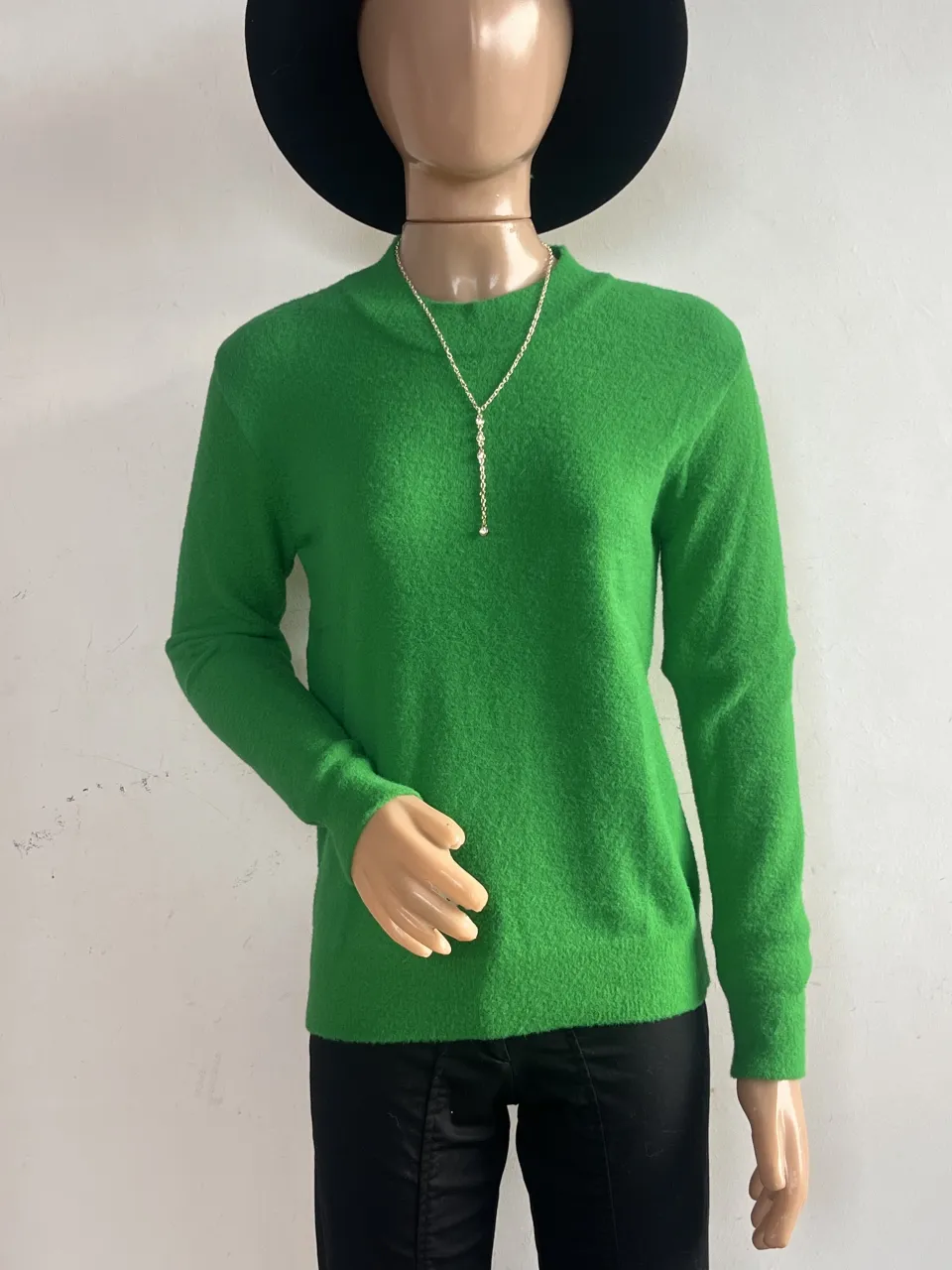Sweater Otra marca · Talle único