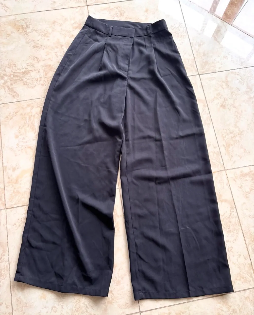 Pantalón Shein - imagen 1