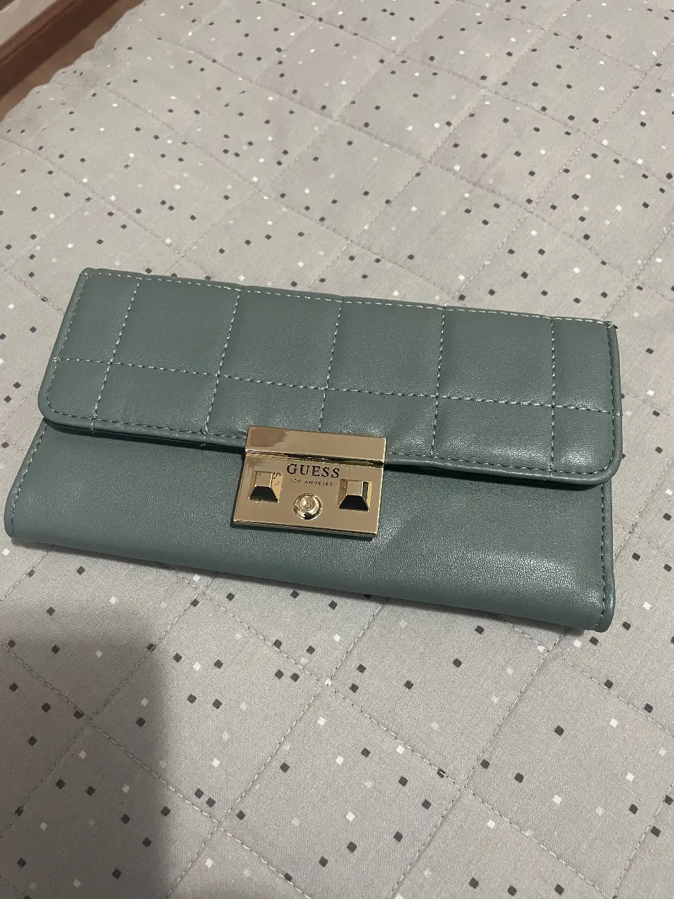Billetera GUESS