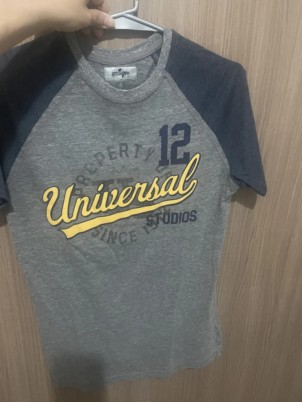 Remera Universal Studios · Talle S