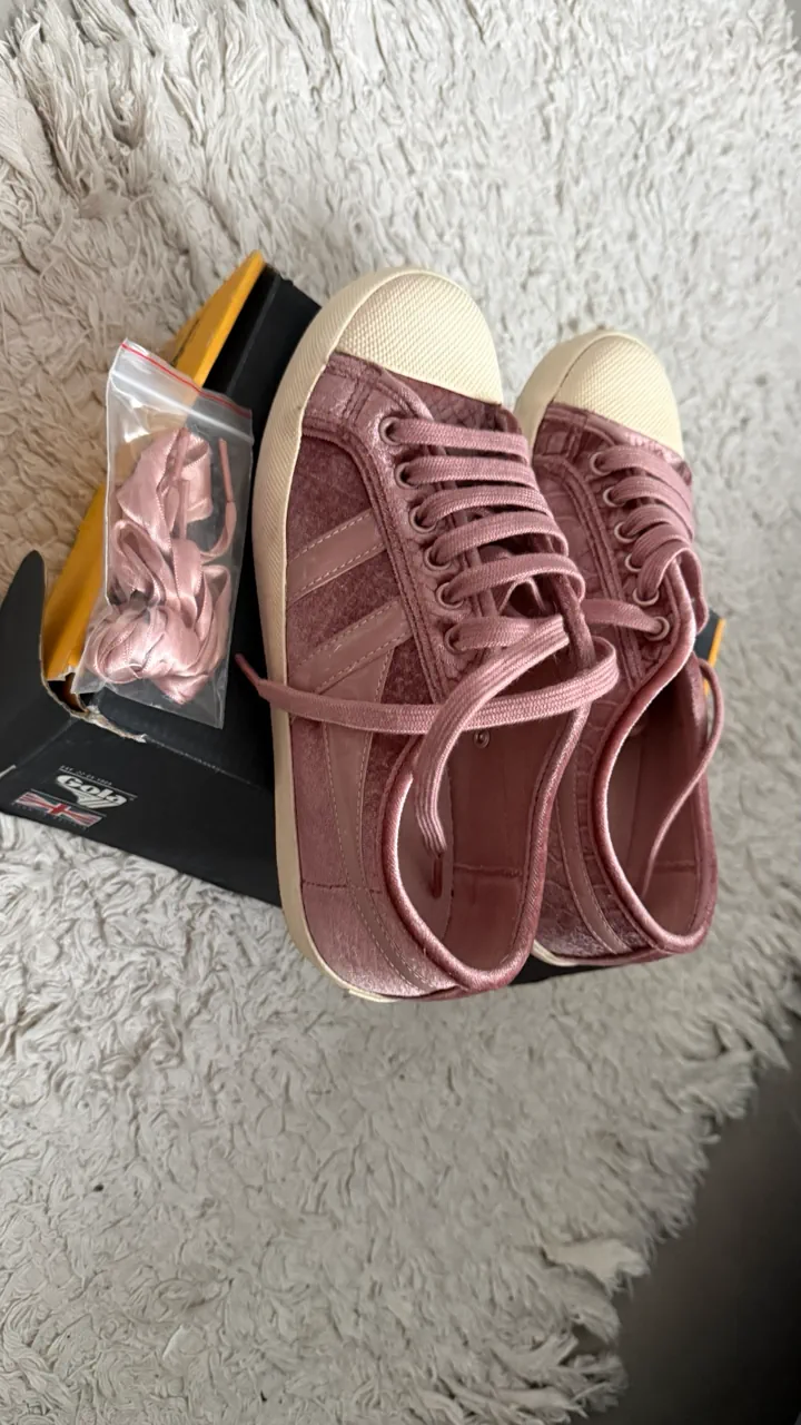 Zapatillas Gola · Talle AR 37