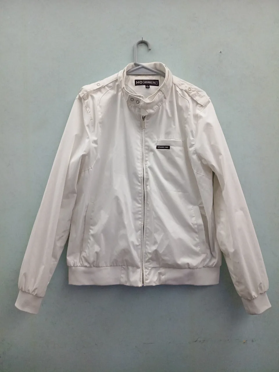 Campera Members only · Talle L