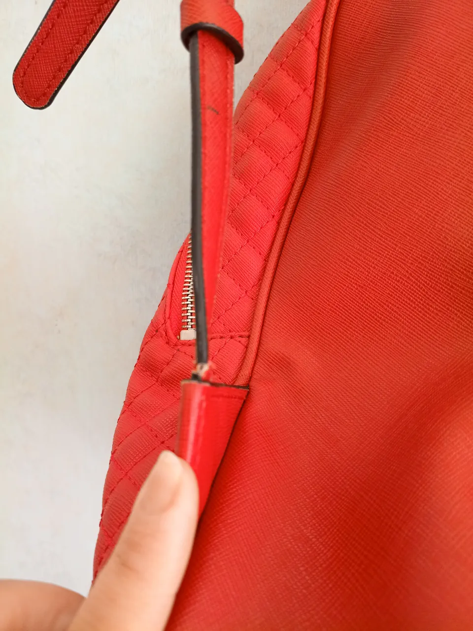 Mochila GUESS - imagen 5