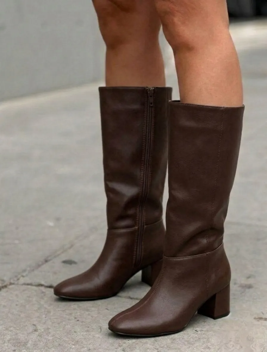 Botas Huellas calzados talles grandes - imagen 1