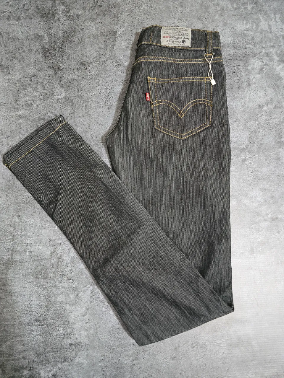 Levi's · Talle US 28