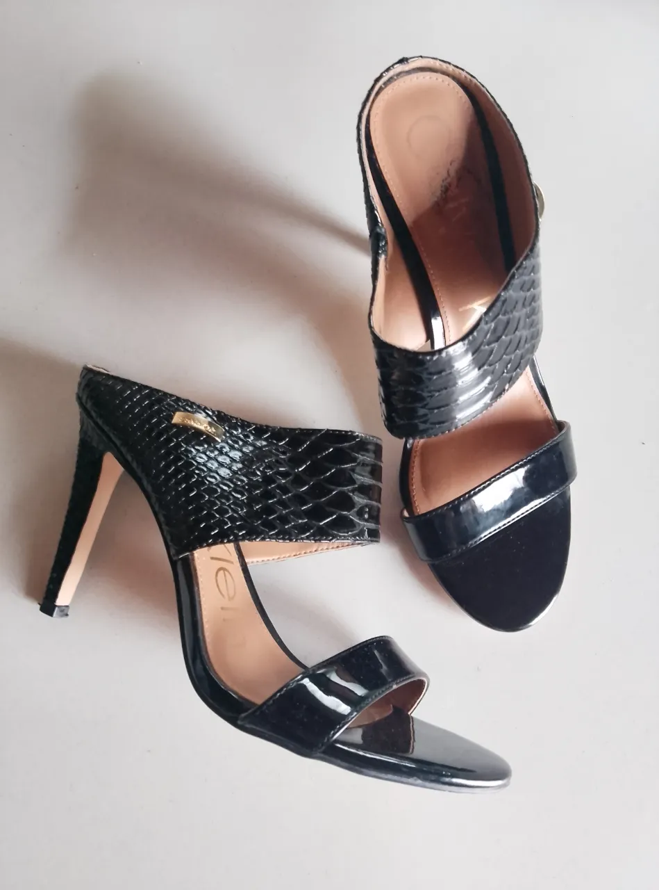 Tacos Calvin Klein · Talle AR 35