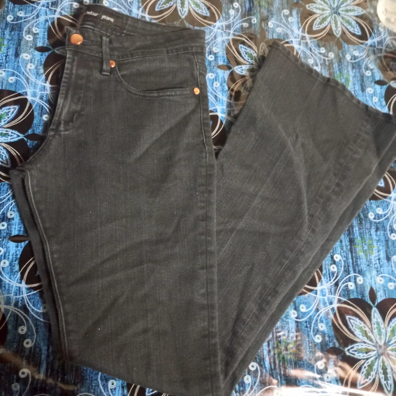 Jean Jazmin Chebar Jeans · Talle MEX/ARG 24