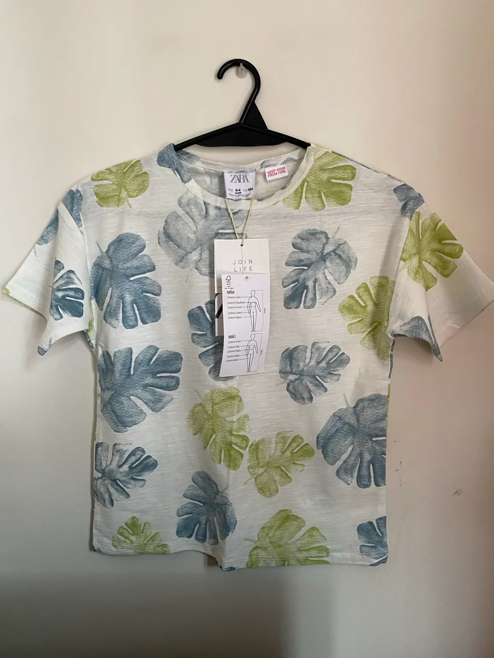 Remera Zara · Talle 4 años / 104 cm