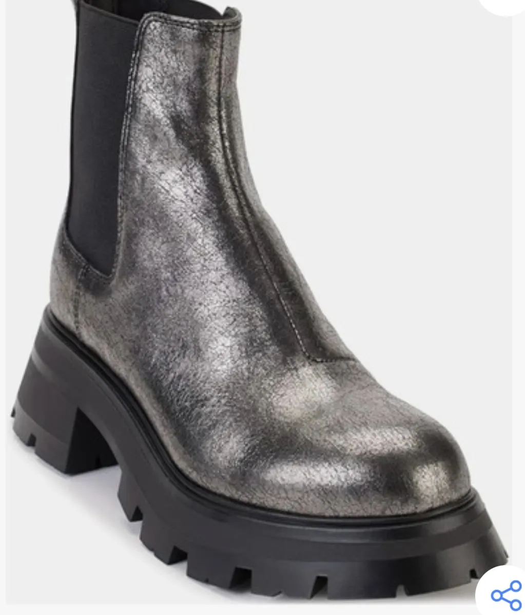 DKNY · Talle AR 36