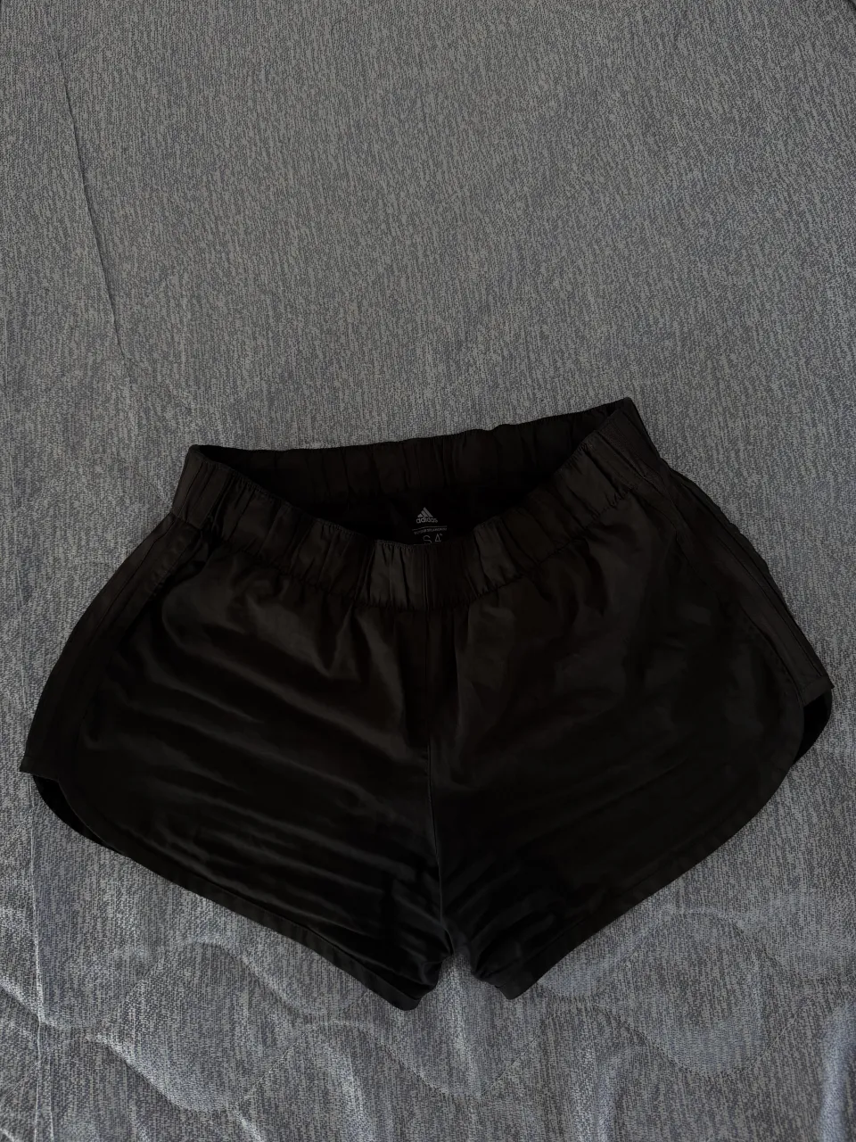 Short adidas - imagen 1