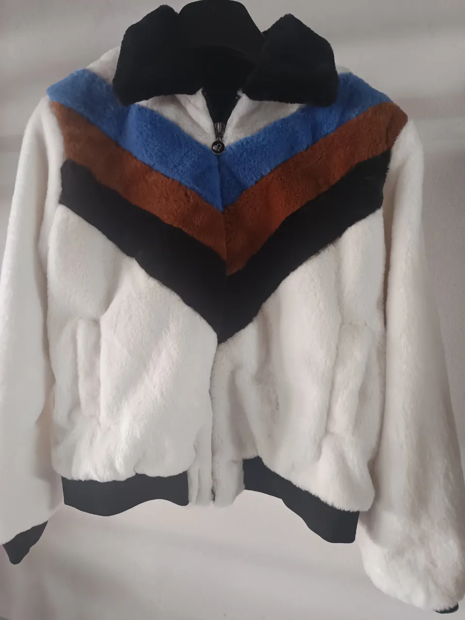Campera Kosiuko - imagen 1