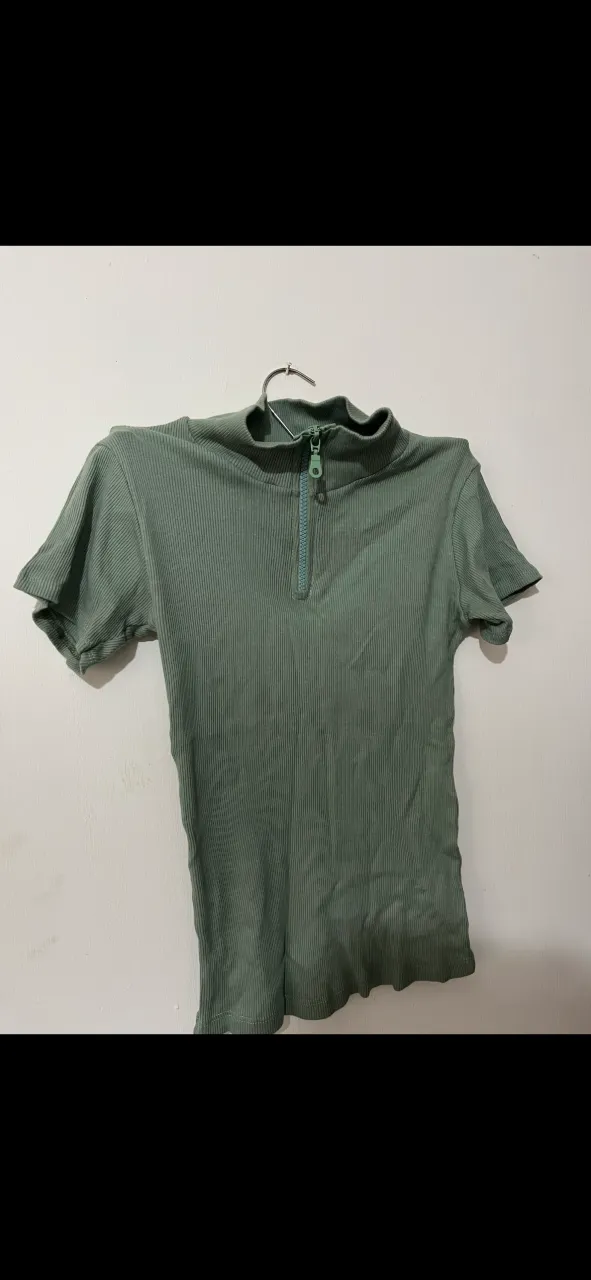 Remera A ≠ - imagen 1