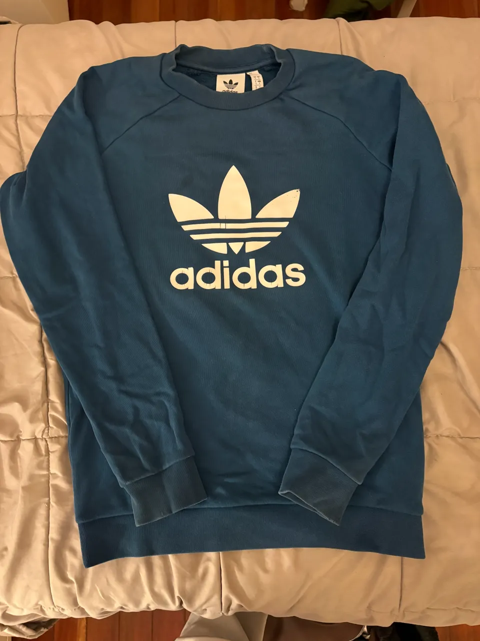 adidas · Talle S