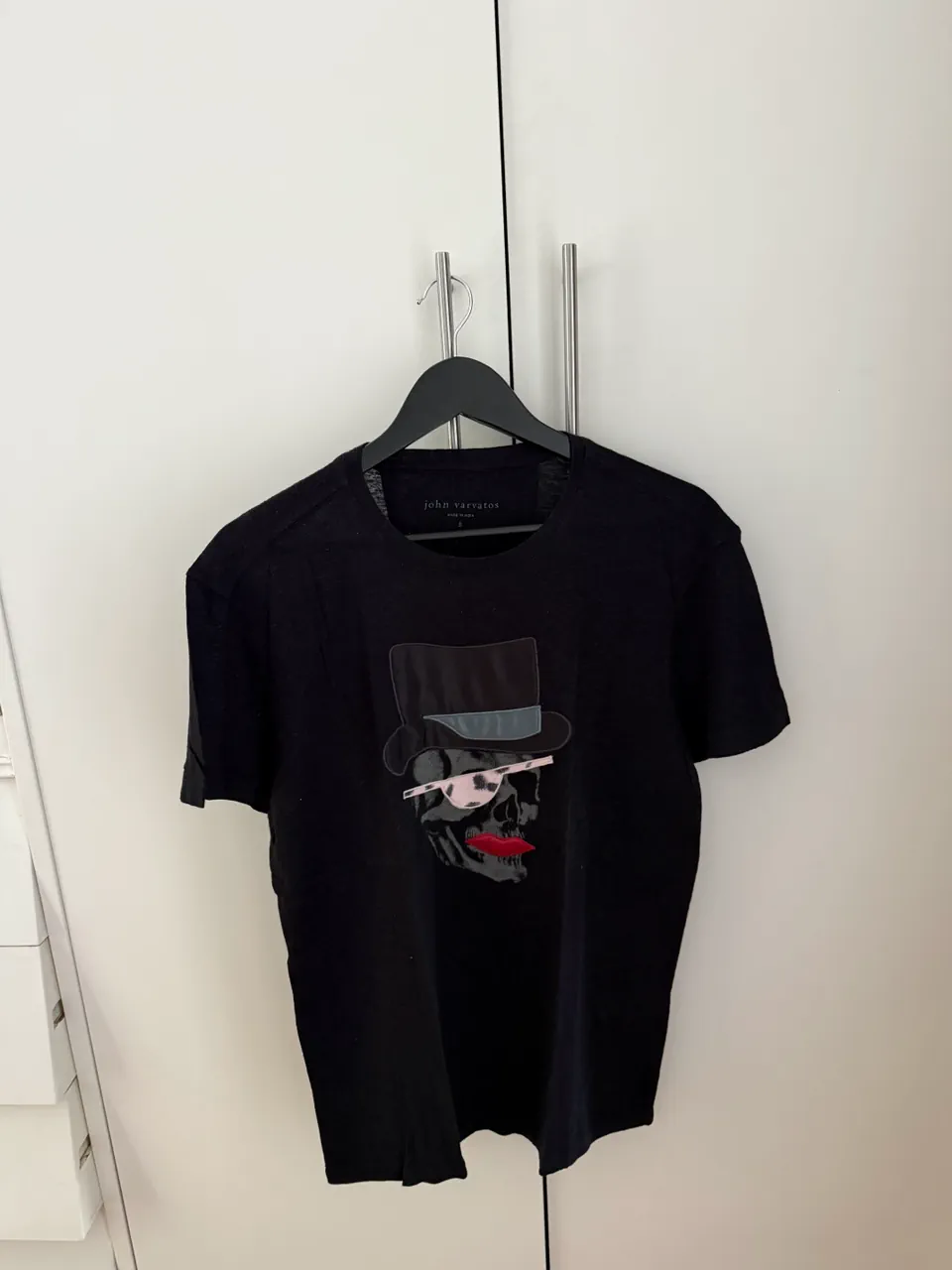 John varvatos · Talle S