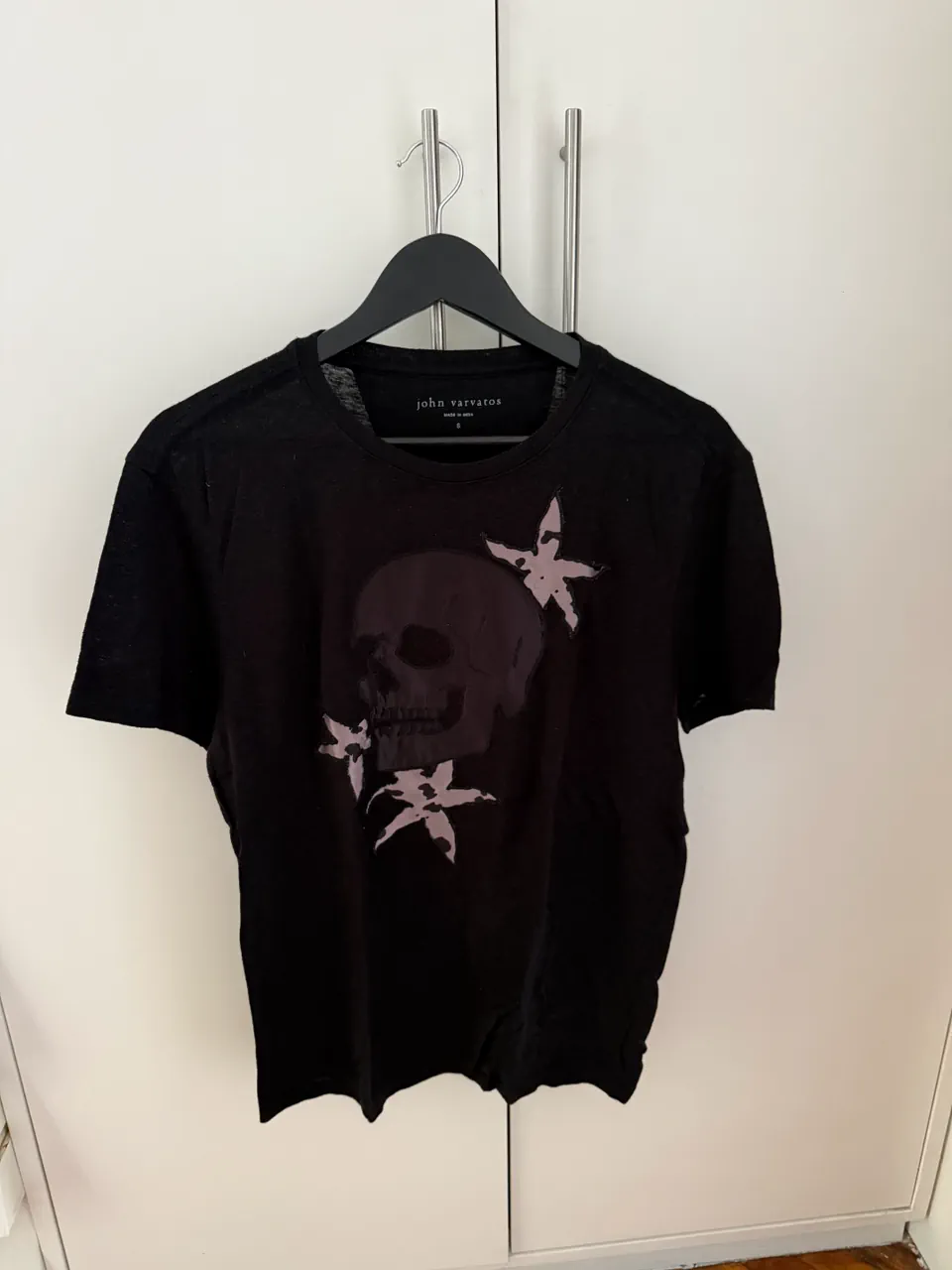 John varvatos · Talle S