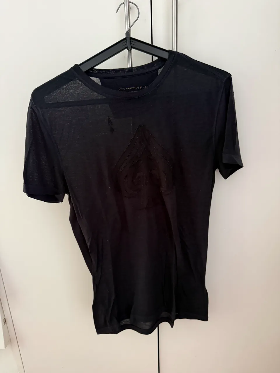Remera John varvatos · Talle S
